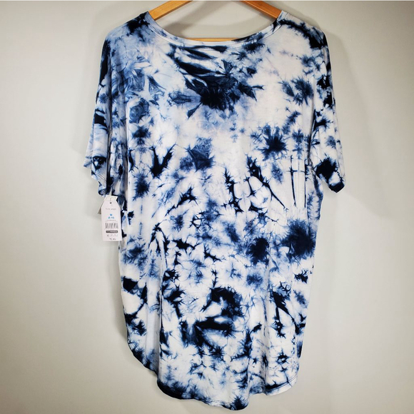Time and Tru Tie Dye V-Neck Tunic Length T-Shirt Blue White Size Medium - Picture 3 of 9
